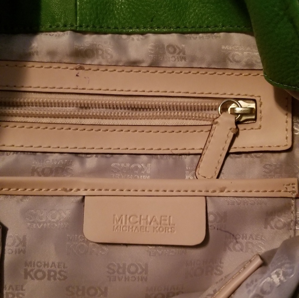 Tote - Picture 3 of 3